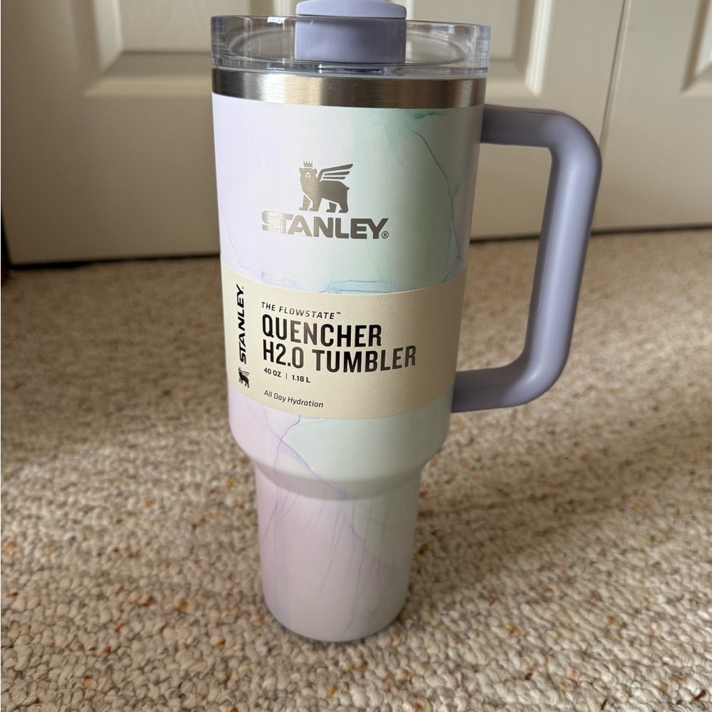New Watercolor Dusk Stanley Quencher H2.0 Tumbler 40 oz